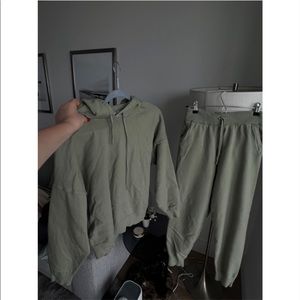 ZARA green tracksuit (M)